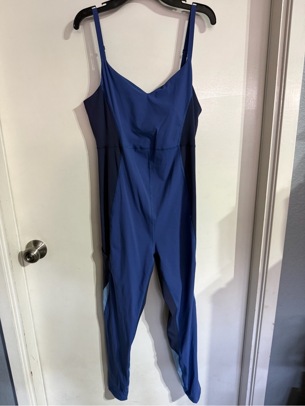 EUC Women’s Outdoor Voices Blue Jumpsuit Size Large Athletic Workout